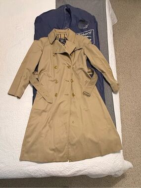 Authentic Burberry Vintage Nova Check Trench Coat